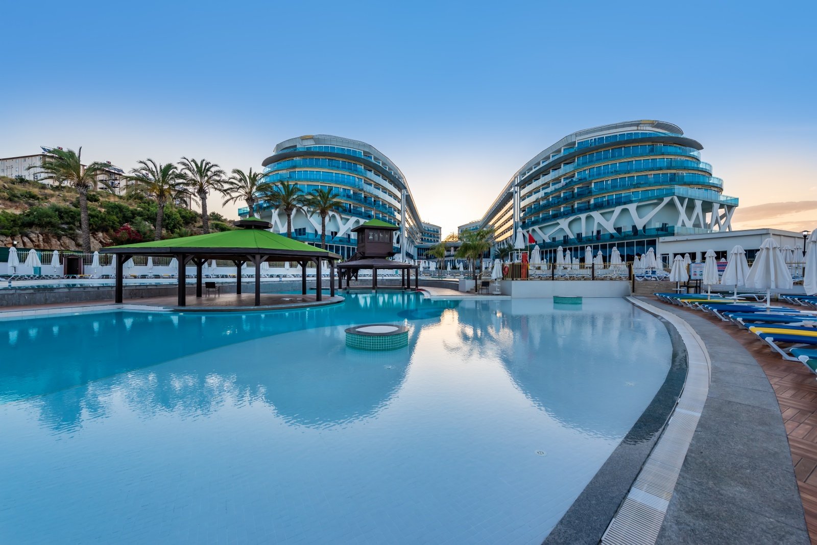 Vikingen Infinity Resort & Spa