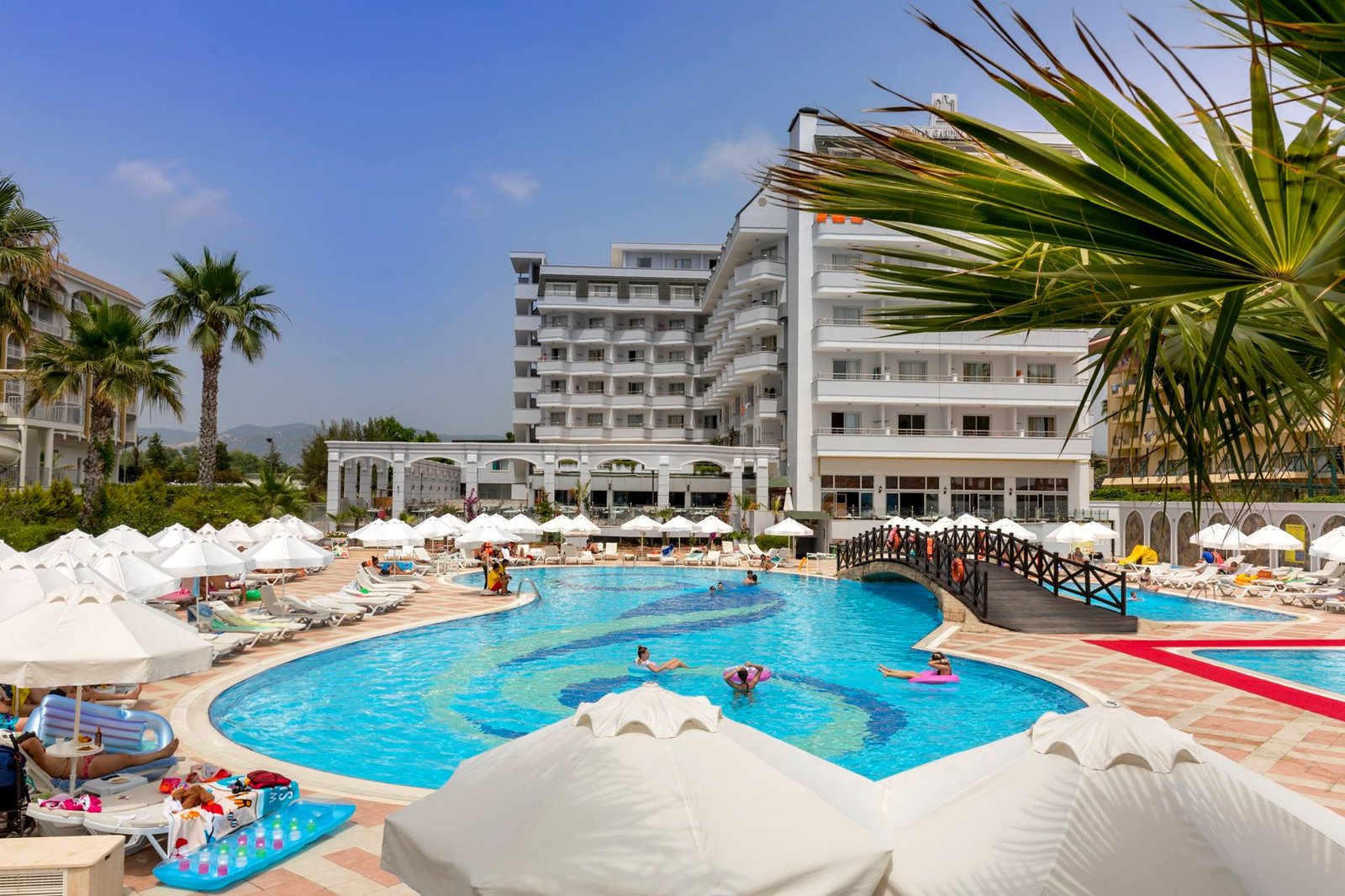 Holiday Garden Hotel